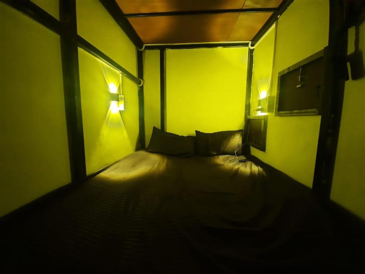 Hobbit House Hostel Rishīkesh Buitenkant foto